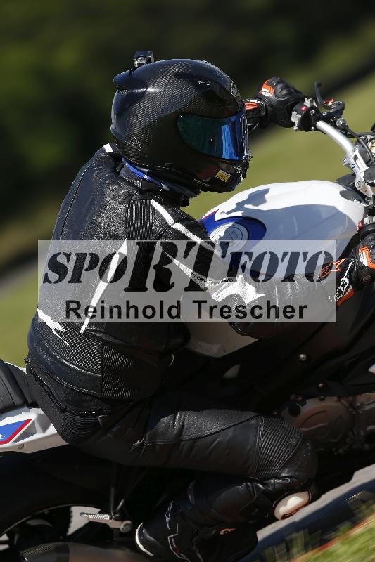 /Archiv-2024/29 12.06.2024 MOTO.CH Track Day ADR/Gruppe gelb/82